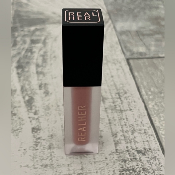 NIB $18 RealHer I Will Rise - Fair Nude Matte Liquid Lipstick - Picture 6 of 6